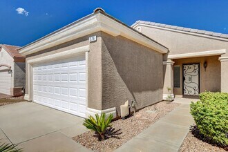 576 Carmel Mesa Dr in Henderson, NV - Building Photo - Building Photo