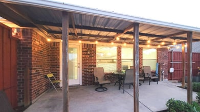 2820 Golden Meadow Ave in Mesquite, TX - Foto de edificio - Building Photo