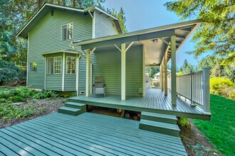 10426 316th Ave NE in Carnation, WA - Building Photo - Building Photo