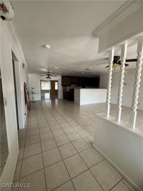110 Contee Dr in Lehigh Acres, FL - Foto de edificio - Building Photo