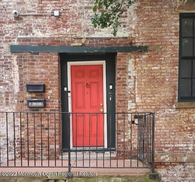 property at 6 Bleeker St