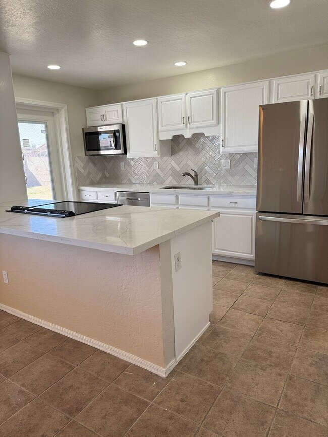 property at 321 E Malibu Dr