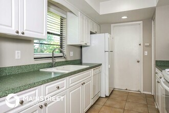 1805 Wharf Rd in Sarasota, FL - Building Photo - Building Photo
