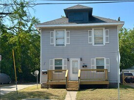 961-963 Eastern Ave SE in Grand Rapids, MI - Building Photo