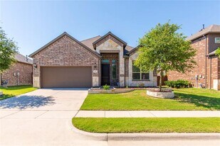 638 Brook Dr in Anna, TX - Building Photo