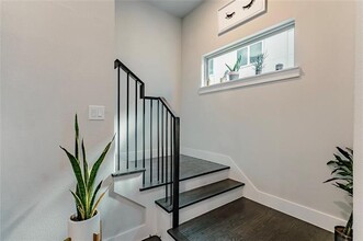 4222 Roseland Ave in Dallas, TX - Building Photo - Building Photo