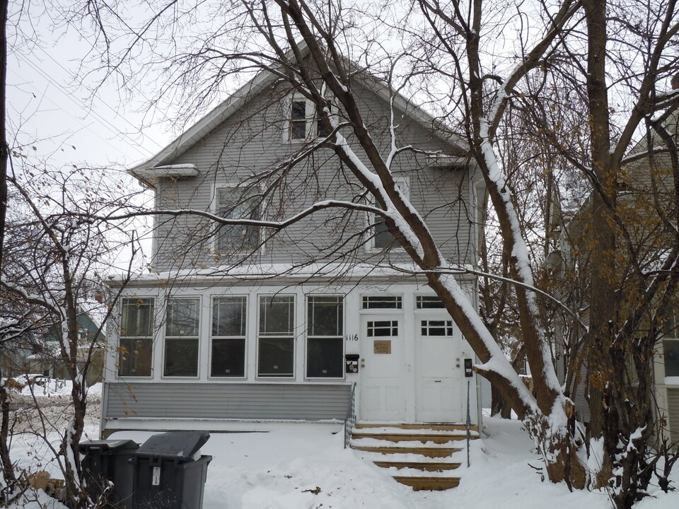 1116 14th Ave SE in Minneapolis, MN - Building Photo
