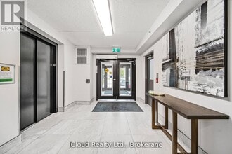 1440 Main St E in Milton, ON - Building Photo - Building Photo