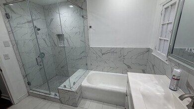 6133 Orange St, Unit 1 in Los Angeles, CA - Building Photo - Building Photo