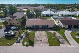 1314 SE 40th Terrace in Cape Coral, FL - Building Photo - Building Photo