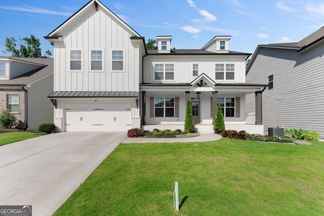 property at 4656 Silver Oak Dr