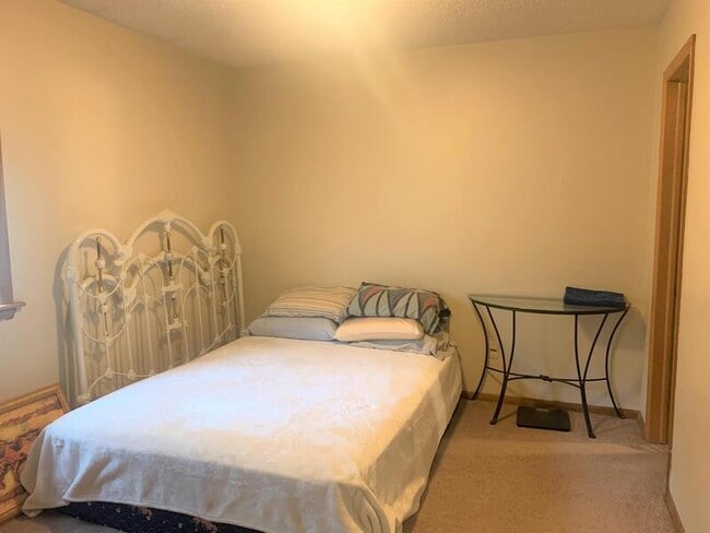 514 Strachan Dr in Fort Collins, CO - Building Photo - Building Photo