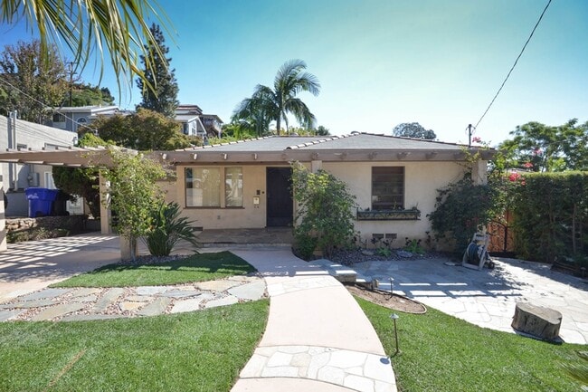 1519 Glenwood Dr in San Diego, CA - Building Photo - Building Photo