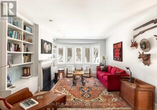 9 Indian Valley Crescent in Toronto, ON - Building Photo - Building Photo