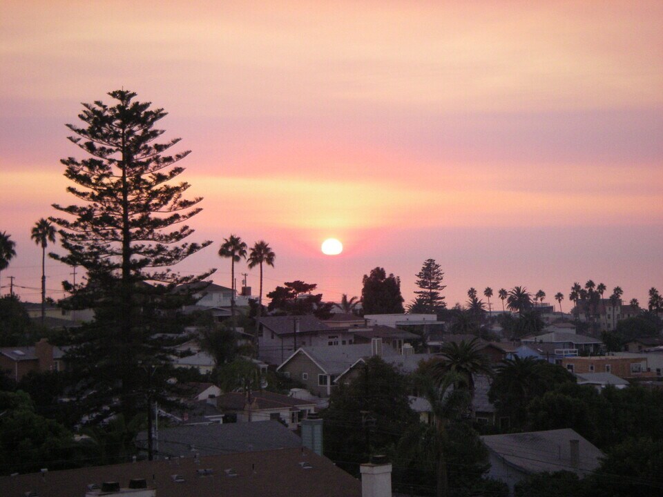 4648 Narragansett Ave in San Diego, CA - Building Photo
