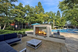 Falls at Arden in Sacramento, CA - Building Photo