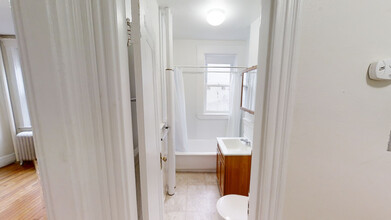 1161 Boylston St, Unit 34 in Boston, MA - Foto de edificio - Building Photo
