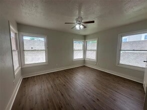 2372 Hazel Ave in Beaumont, TX - Building Photo - Building Photo