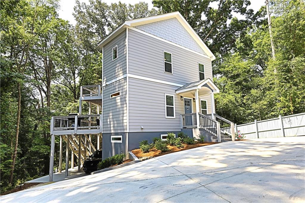 2125 Clay Rd SW in Austell, GA - Building Photo