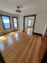 68 Aldrich St, Unit 1 in Boston, MA - Building Photo