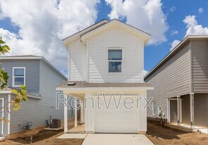 6749 Marble Rdg in Elmendorf, TX - Building Photo