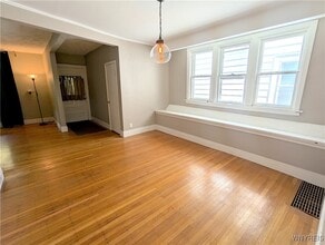76 St James Pl in Buffalo, NY - Building Photo - Building Photo