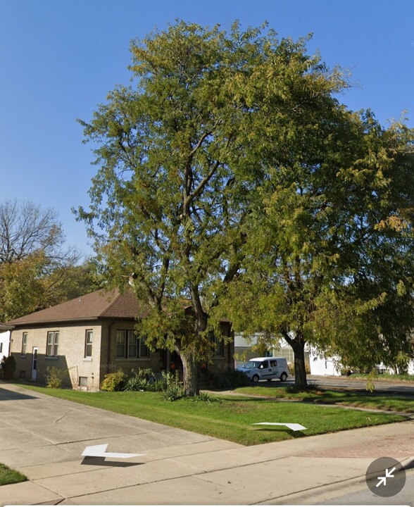 7104 Hohman Ave in Hammond, IN - Building Photo