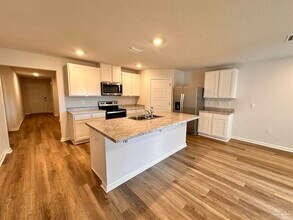 6081 Secretariat Wy in Pensacola, FL - Building Photo - Building Photo