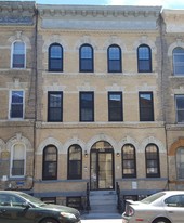 870 Hart St Apartments