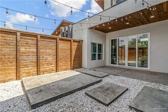 21 Kilgore Ave in McAllen, TX - Building Photo - Building Photo