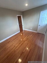 76 Egmont St in Brookline, MA - Building Photo - Building Photo