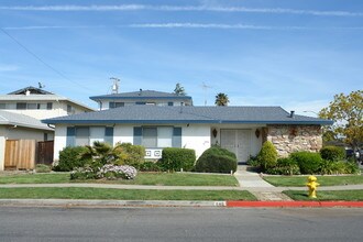 846 Teresi Ct in San Jose, CA - Foto de edificio - Building Photo