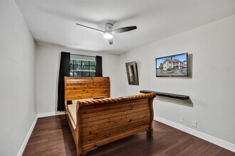 101 E McNab Rd in Pompano Beach, FL - Building Photo - Building Photo
