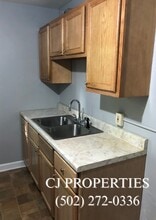 697 S 44th St in Louisville, KY - Building Photo - Building Photo