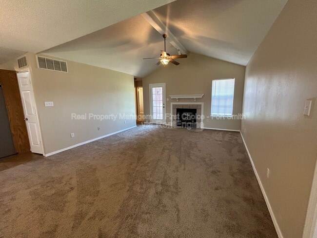 775 Mt Harmony Rd in Greenwood, AR - Foto de edificio - Building Photo