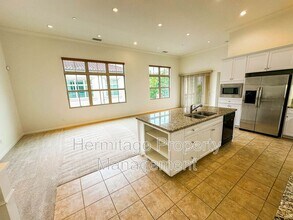120 Overbrook in Irvine, CA - Building Photo - Building Photo