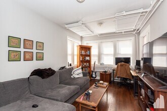 3511 N Damen Ave in Chicago, IL - Building Photo - Building Photo