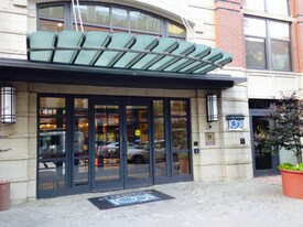 1021 N Garfield St in Arlington, VA - Building Photo