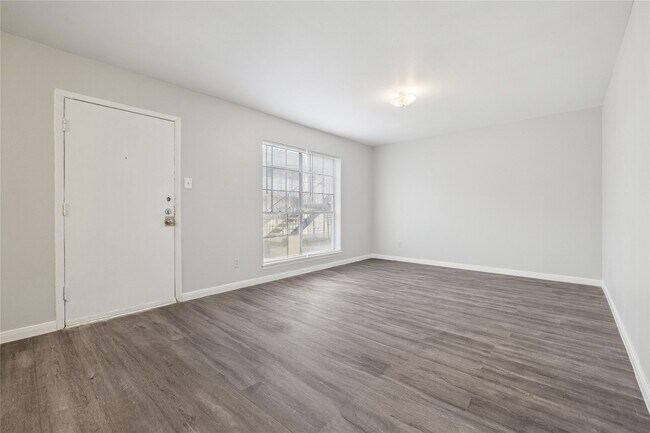 1716 Crownover Rd in Houston, TX - Foto de edificio - Building Photo