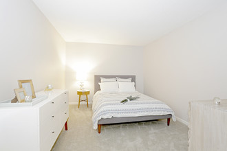 Brookdale on the Park in Naperville, IL - Building Photo - Interior Photo
