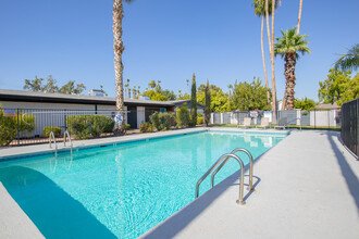 The Clubhouse at Arcadia in Phoenix, AZ - Building Photo - Building Photo