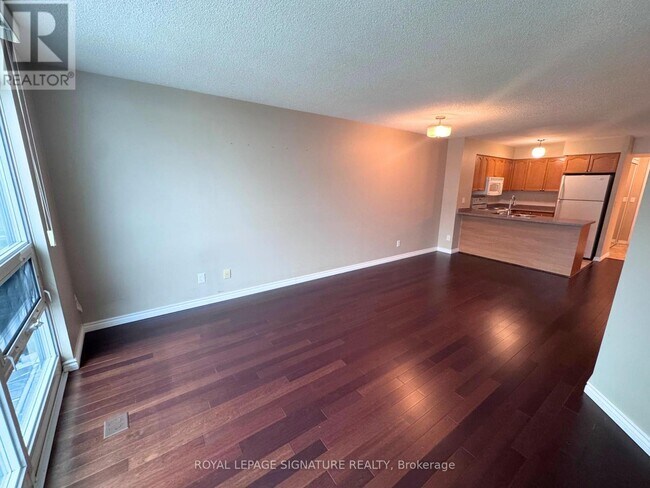 219 Fort York Blvd in Toronto, ON - Building Photo - Building Photo