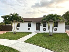 1666 SW 3rd Ct in Homestead, FL - Building Photo - Building Photo
