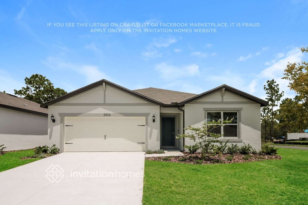 3926 Obsidian Dr in Spring Hill, FL - Building Photo