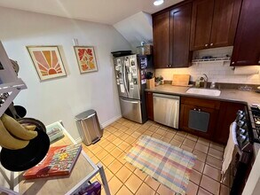 87 Park St, Unit 87 Park in Portland, ME - Building Photo - Building Photo