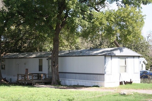 Emerald Oaks Park in Belton, TX - Building Photo