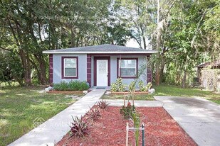 1240 W 3rd St in Sanford, FL - Building Photo