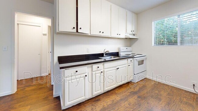 property at 1558 Bridge St