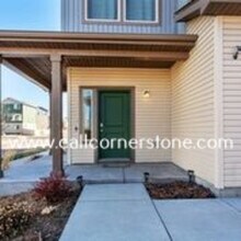 6123 Mineral Belt Dr in Colorado Springs, CO - Building Photo - Building Photo