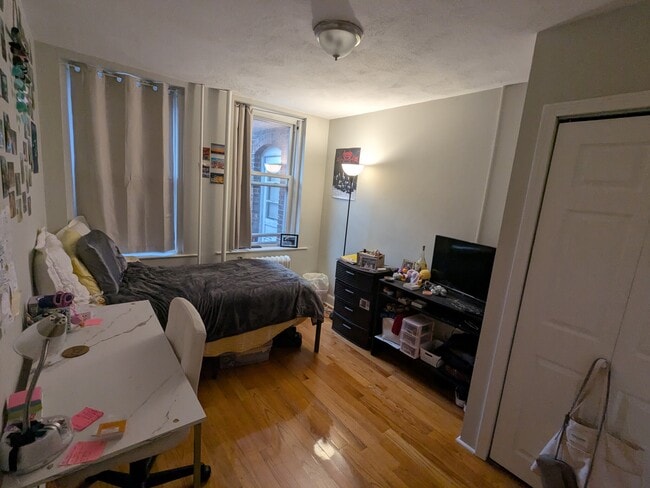 220 Hanover St in Boston, MA - Foto de edificio - Building Photo